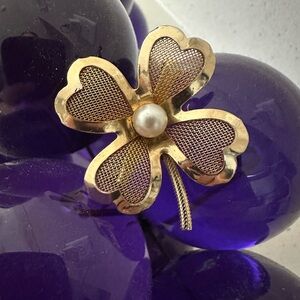 Vintage Coro clover brooch